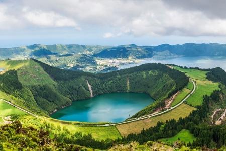 Sete Cidades lagoon